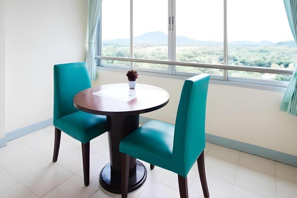 Nice Beach Hotel Rayong Exterior photo