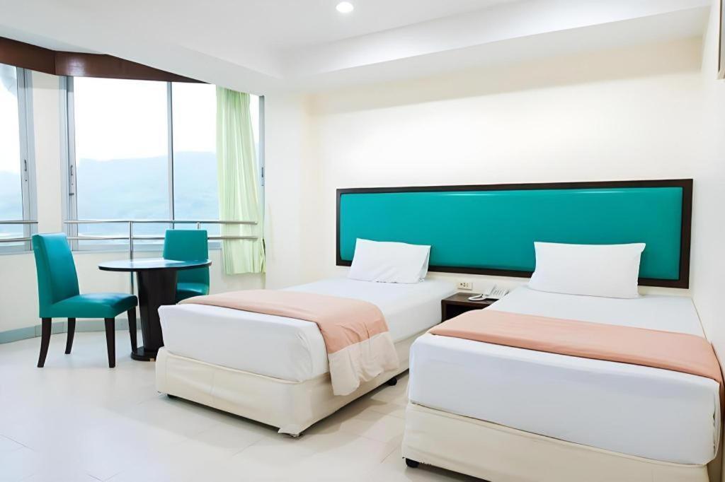 Nice Beach Hotel Rayong Exterior photo