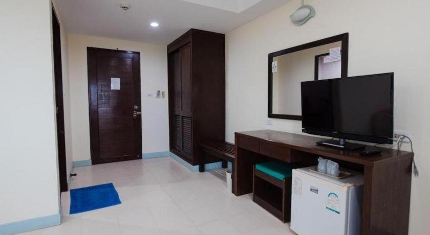 Nice Beach Hotel Rayong Exterior photo