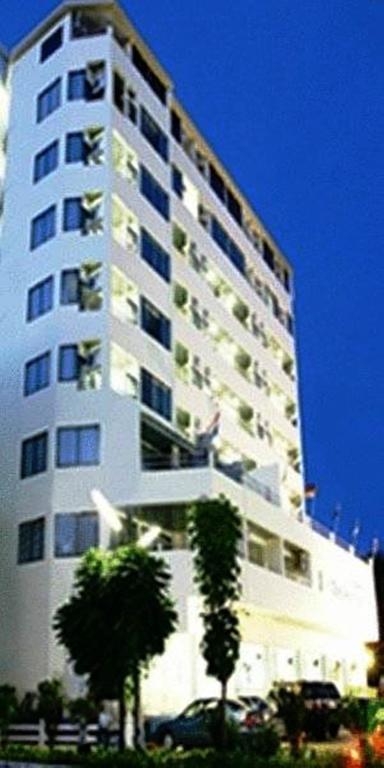 Nice Beach Hotel Rayong Exterior photo