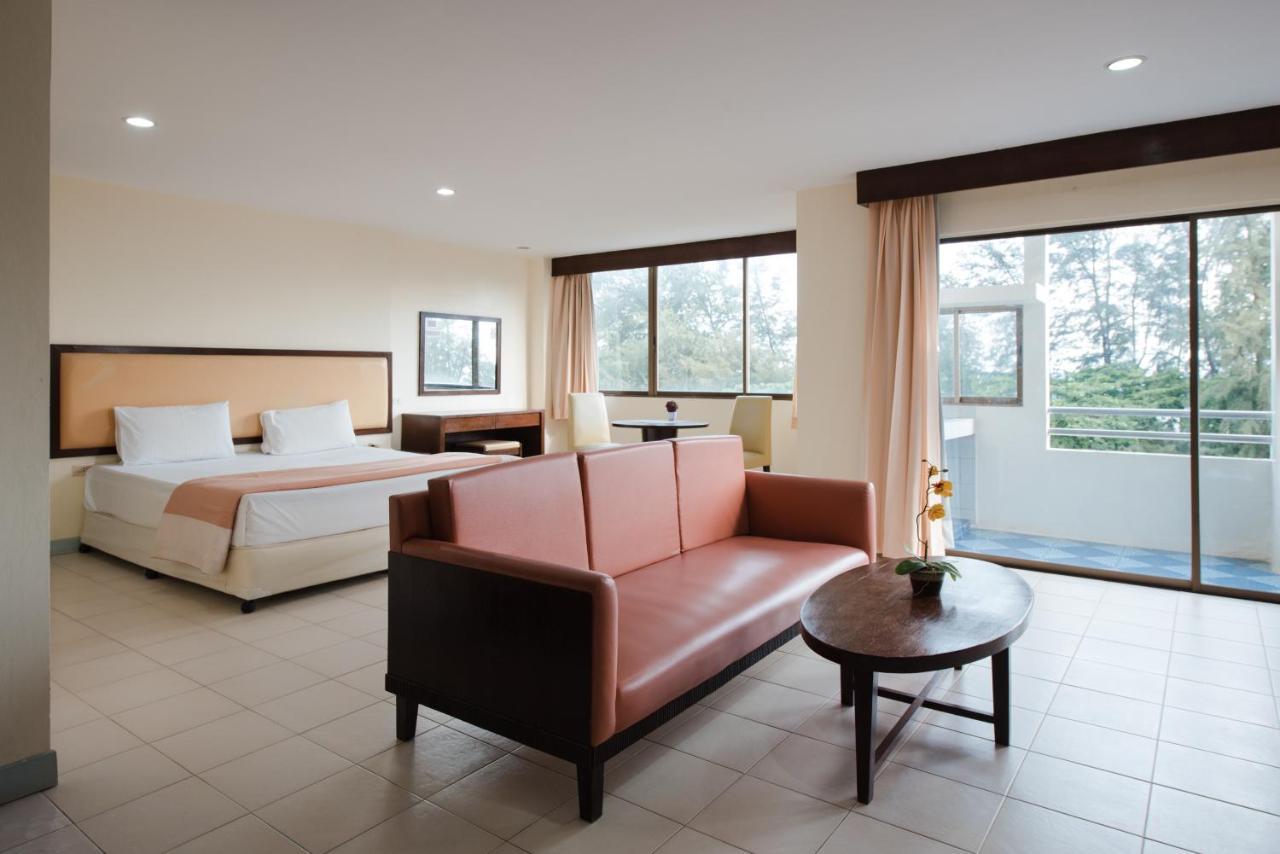 Nice Beach Hotel Rayong Exterior photo